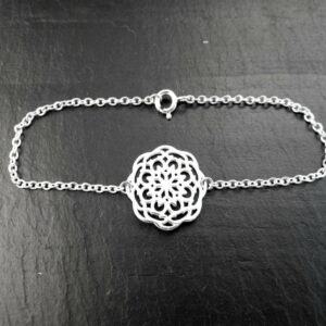 bracelet argent 925 avec une rosace