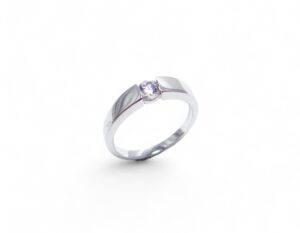 bague de fiançailles moderne solitaire or blanc 18 carats avec un diamant naturel de 0.23 carats