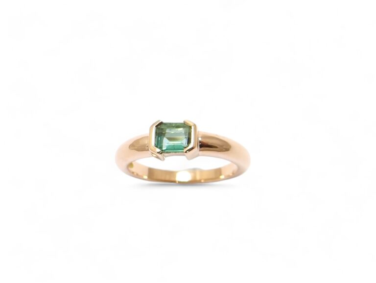 bague tourmaline verte monture or rose 18 cts