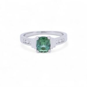 bague or blanc 18 carats et diamants rond sur le corps avec une tourmaline verte au centre