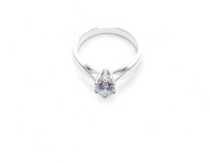 solitaire mariage or blanc 18 carats avec un diamants de 0.40 carats certifié gia monture or blanc 108 carats